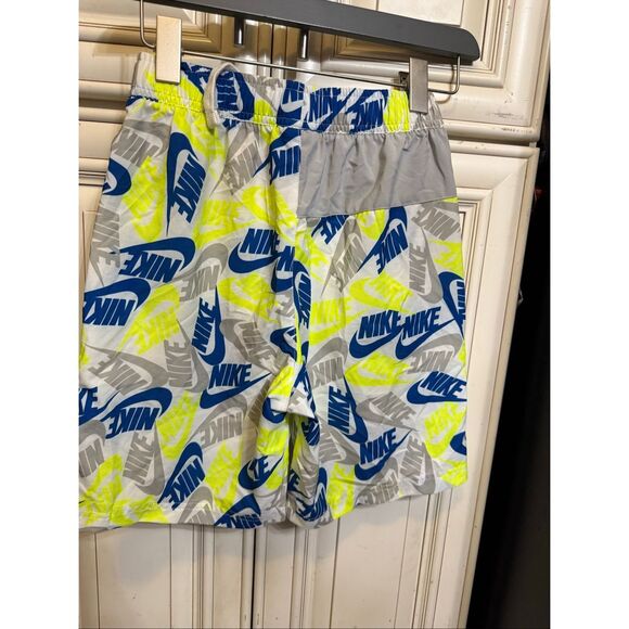 Nike Boys Standard Fit Woven All Over Print  Sportswear Shorts Blue Volt Medium - Picture 6 of 7